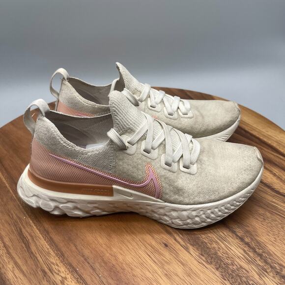 Nike React Infinity Run Flyknit Shoes Women 6.5 Running Comfort Walking Sneakers - Picture 1 of 8